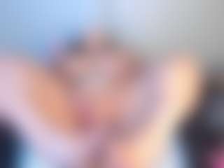 Julieta-Blue's Live Sex Cam Show