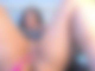 Julieta-Blue's Live Sex Cam Show