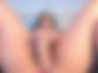 Julieta-Blue's Live Sex Cam Show