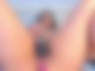 Julieta-Blue's Live Sex Cam Show