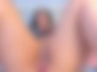 Julieta-Blue's Live Sex Cam Show
