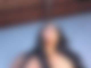 Julieta-Blue's Live Sex Cam Show