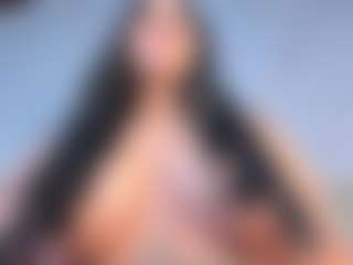 Julieta-Blue's Live Sex Cam Show