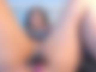 Julieta-Blue's Live Sex Cam Show