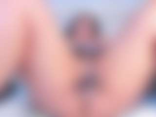 Live cam show with Julieta-Blue - Public BBW on Mixed Magazine Live