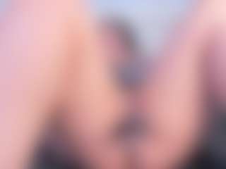 Live cam show with Julieta-Blue - Public on Hubzter Live