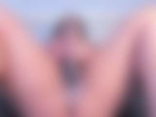 Julieta-Blue's Live Sex Cam Show