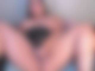 Julieta-Blue's Live Sex Cam Show