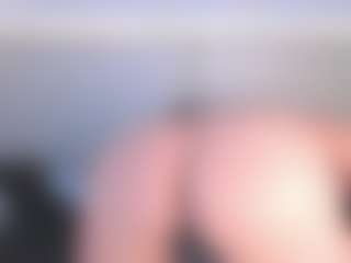 Julieta-Blue's Live Sex Cam Show