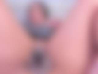 Julieta-Blue's Live Sex Cam Show