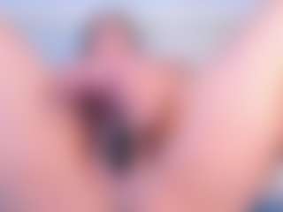 Julieta-Blue's Live Sex Cam Show