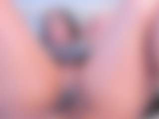 Julieta-Blue's Live Sex Cam Show