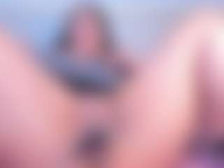 Julieta-Blue's Live Sex Cam Show