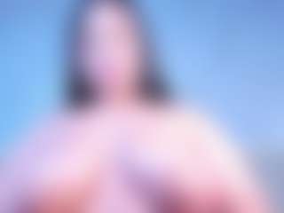 Julieta-Blue's Live Sex Cam Show