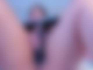 Julieta-Blue's Live Sex Cam Show
