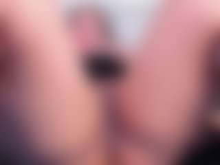 Julieta-Blue's Live Sex Cam Show