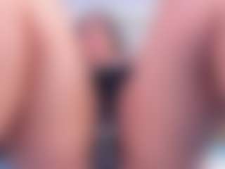 Julieta-Blue's Live Sex Cam Show