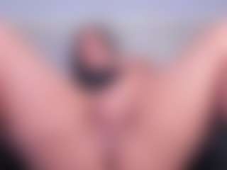 Julieta-Blue's Live Sex Cam Show