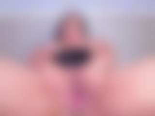 Live cam show with Julieta-Blue - Arab BBW on livesuperchat.net