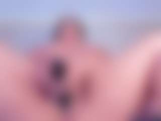 Julieta-Blue's Live Sex Cam Show