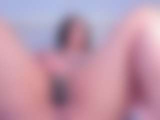 Julieta-Blue's Live Sex Cam Show