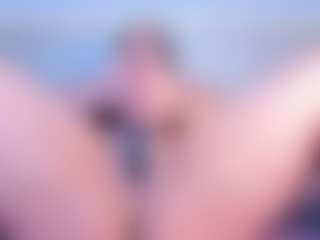 Live cam show with Julieta-Blue - Dirty Talk on madthumbs