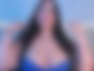 Julieta-Blue's Live Sex Cam Show