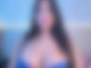Julieta-Blue's Live Sex Cam Show