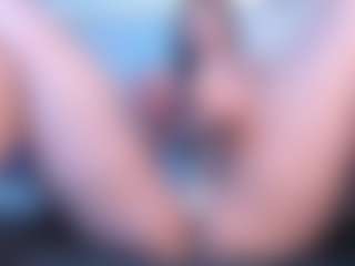 Live cam show with Julieta-Blue - Big Tits Blowjob on Hubzter Live