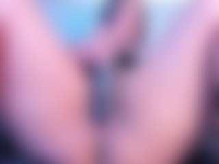 Julieta-Blue's Live Sex Cam Show