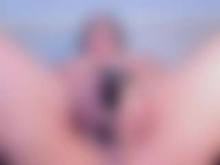 Julieta-Blue's Live Sex Cam Show