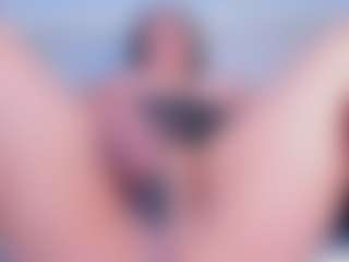 Julieta-Blue's Live Sex Cam Show
