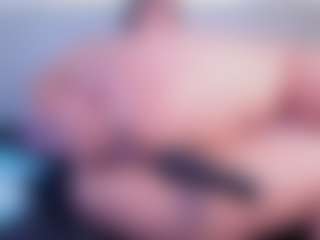 Julieta-Blue's Live Sex Cam Show