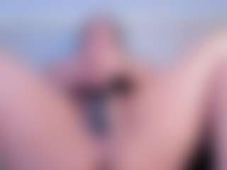 Julieta-Blue's Live Sex Cam Show