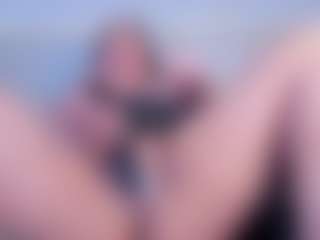 Julieta-Blue's Live Sex Cam Show