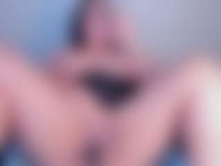 Julieta-Blue's Live Sex Cam Show