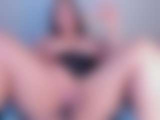 Julieta-Blue's Live Sex Cam Show