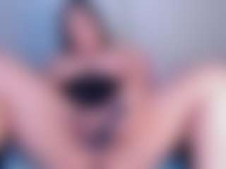 Julieta-Blue's Live Sex Cam Show