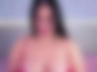 Live cam show with Julieta-Blue - Dildo Or Vibrator on AdultVida.com