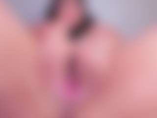 Julieta-Blue's Live Sex Cam Show