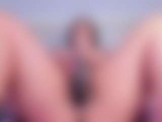 Julieta-Blue's Live Sex Cam Show