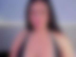 Julieta-Blue's Live Sex Cam Show