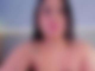 Julieta-Blue's Live Sex Cam Show