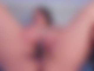 Julieta-Blue's Live Sex Cam Show