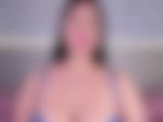 Live cam show with Julieta-Blue - Cowgirl on parknlotfishbdy