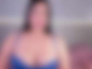 Julieta-Blue's Live Sex Cam Show
