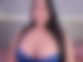 Julieta-Blue's Live Sex Cam Show
