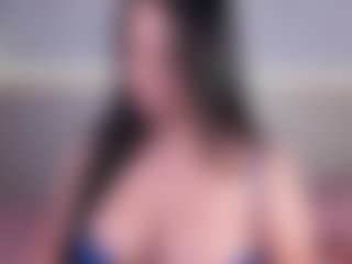 Julieta-Blue's Live Sex Cam Show