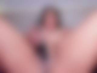 Live cam show with Julieta-Blue - Brown Eyes on Big Tits