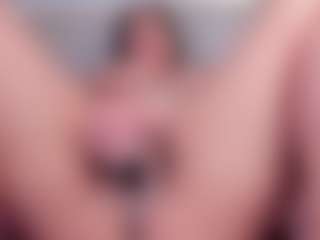 Julieta-Blue's Live Sex Cam Show